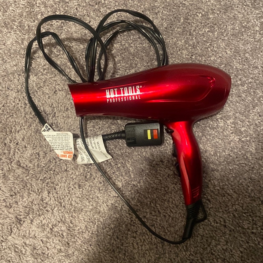 Hot Tools hair dryer